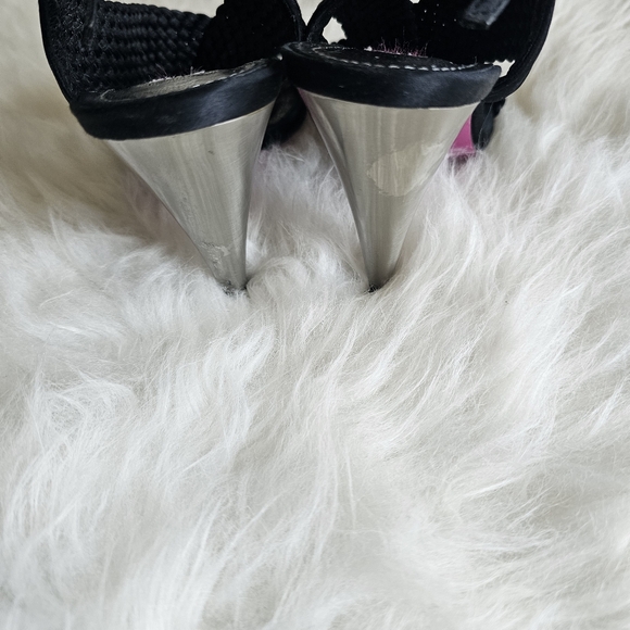Betsey Johnson black heels, 7 - Picture 6 of 8